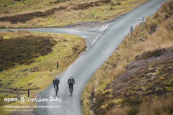 One of the many steep roads. Reeth 3 miles ... but we did not go that way!